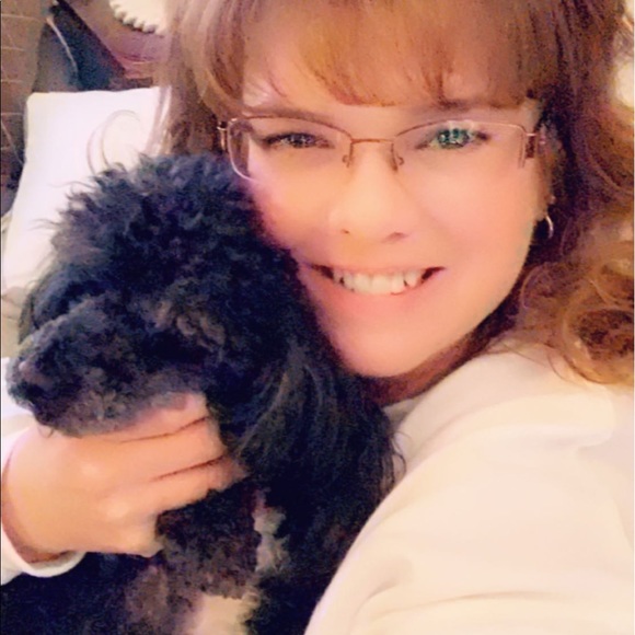 Meet your Posher, Sandra - Picture 2 of 8